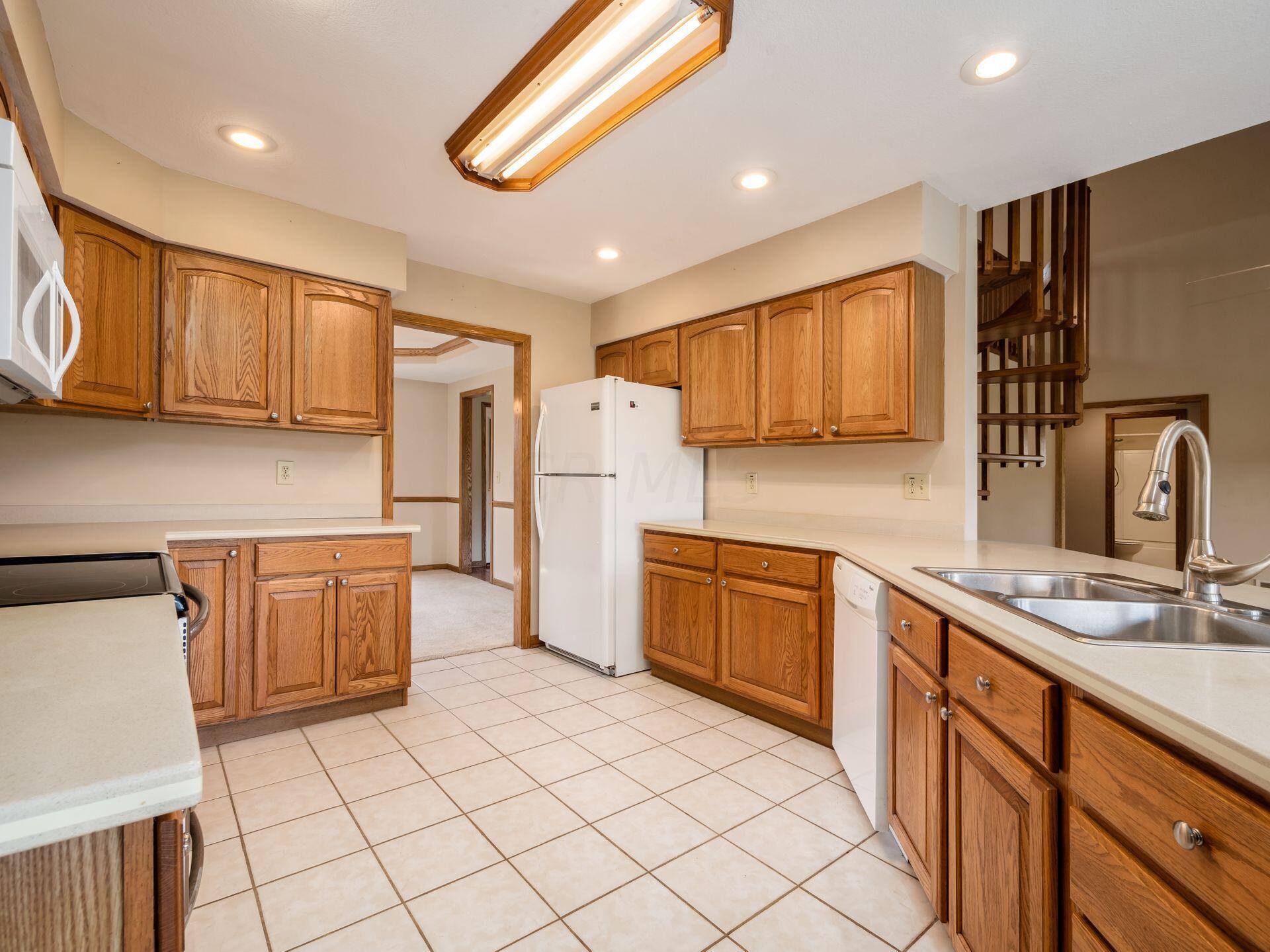 3810 Old Springfield Road London, OH 43140 - Photo 8 of 44