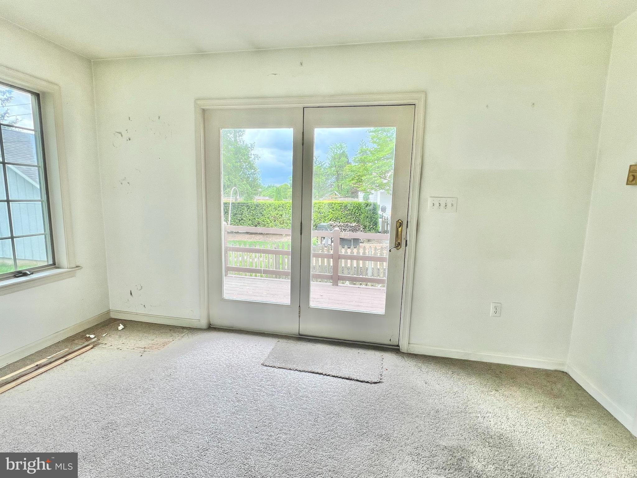 203 North Cedar Street Lititz, PA 17543 - Photo 15 of 34 an empty room with a window
