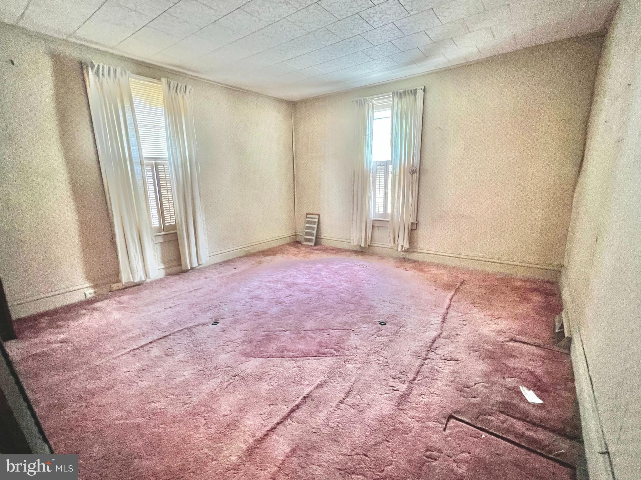 203 North Cedar Street Lititz, PA 17543 - Photo 21 of 34 an empty room with windows
