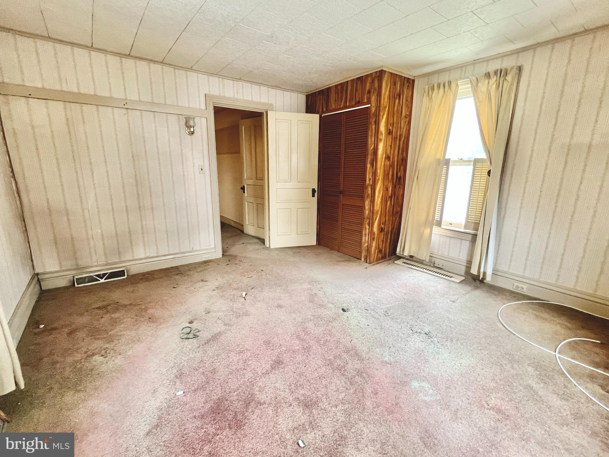203 North Cedar Street Lititz, PA 17543 - Photo 23 of 34 an empty room with windows