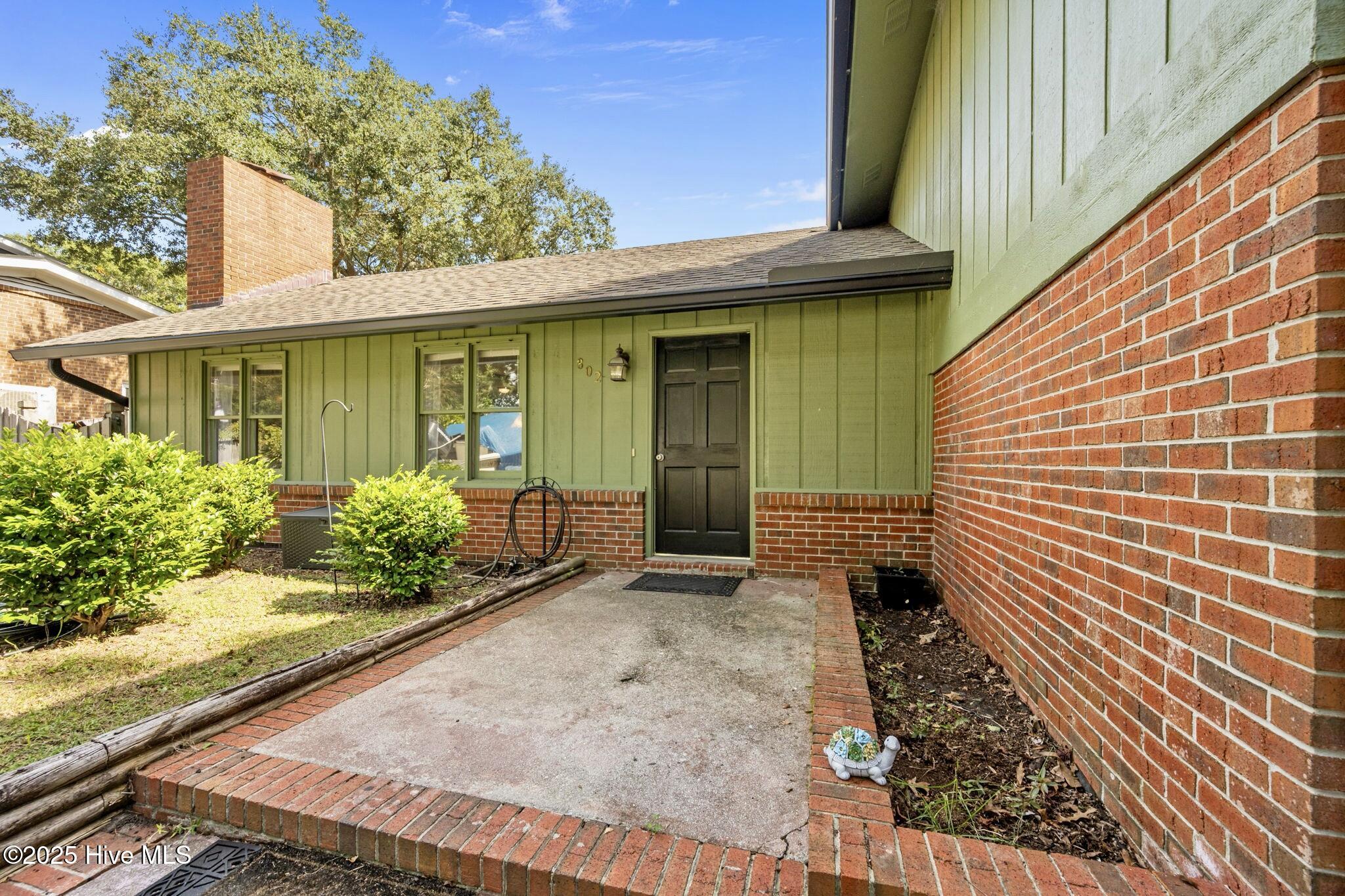 802 Sound View Drive Hampstead, NC 28443 - Photo 11 of 66 8A162FFA-D670-487B-A391-65A41791BE71_1_2