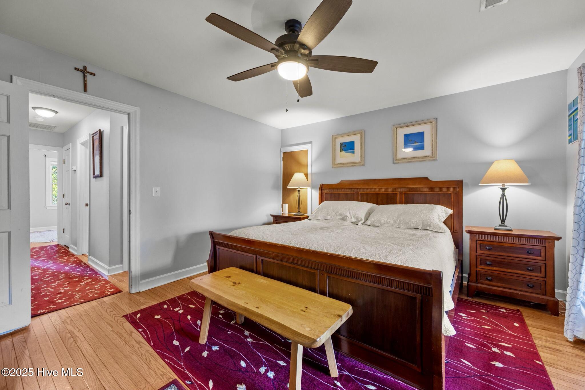 802 Sound View Drive Hampstead, NC 28443 - Photo 27 of 66 Primary bedroom