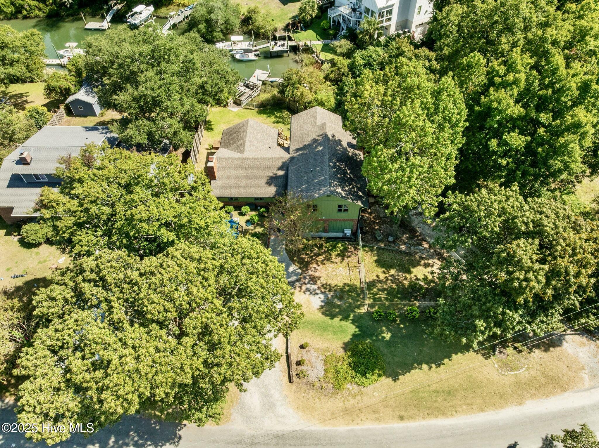 802 Sound View Drive Hampstead, NC 28443 - Photo 33 of 66 79D02F8F-A473-43AB-B624-622F53FB3154_1_2