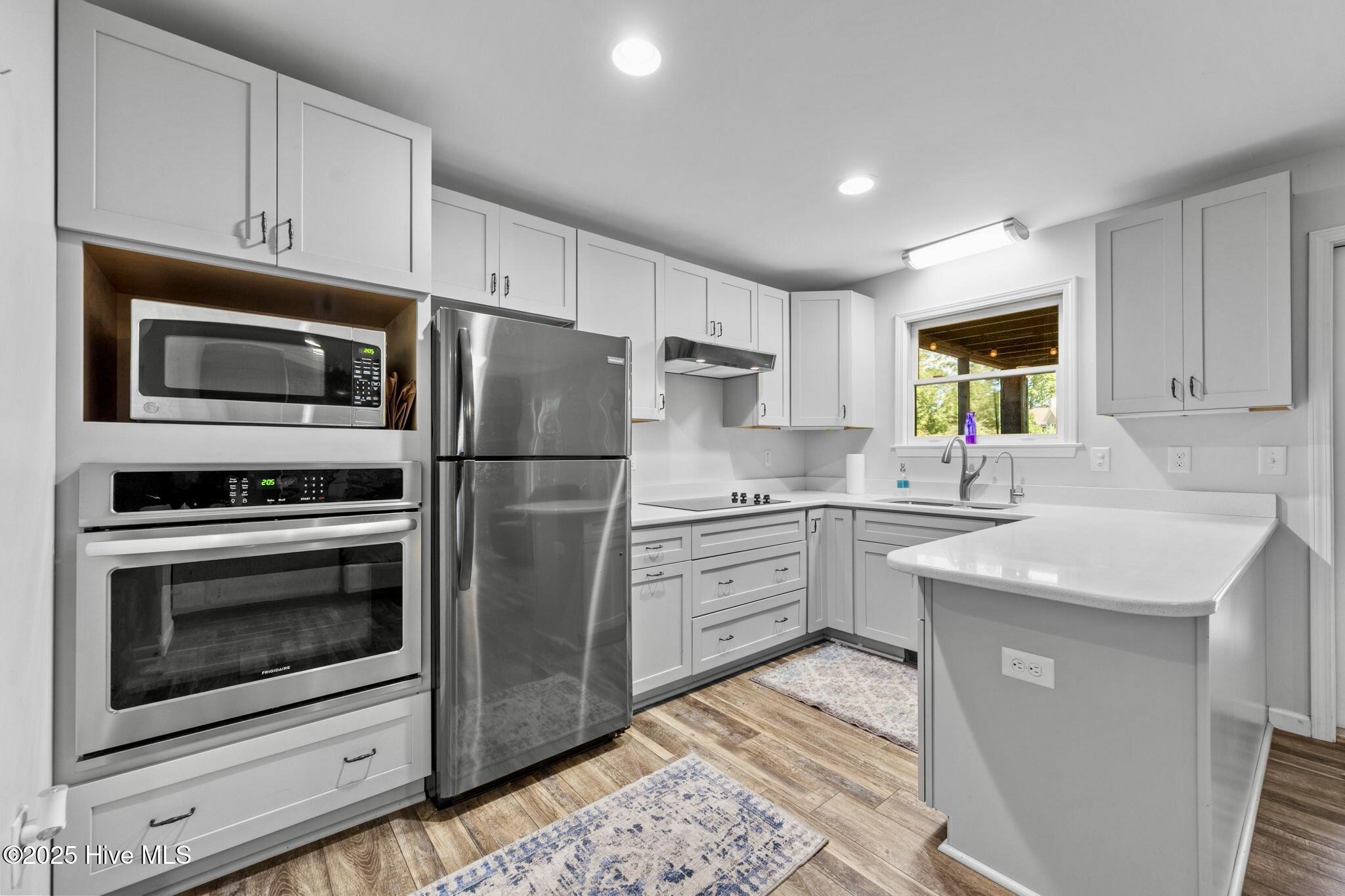 802 Sound View Drive Hampstead, NC 28443 - Photo 42 of 66 Kitchen (unit 2/handicap accessible)