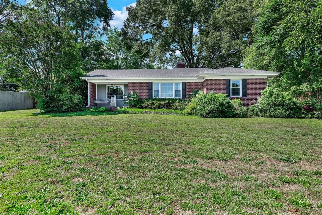 2700 Bellview Road Anderson, SC 29621 - Photo 1 of 24