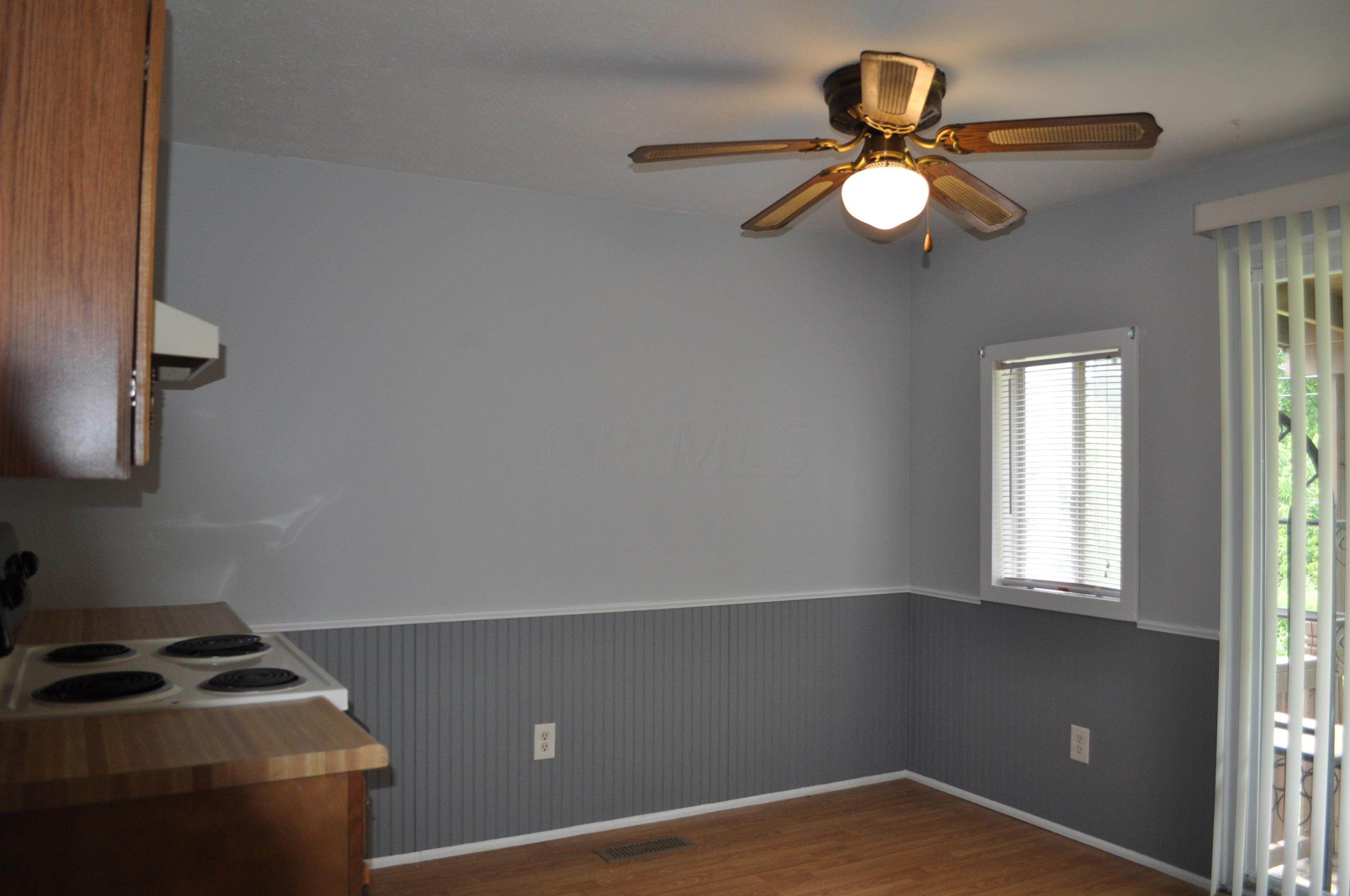 3147 Dunloe Road Columbus, OH 43232 - Photo 11 of 15 Gallery Image 11