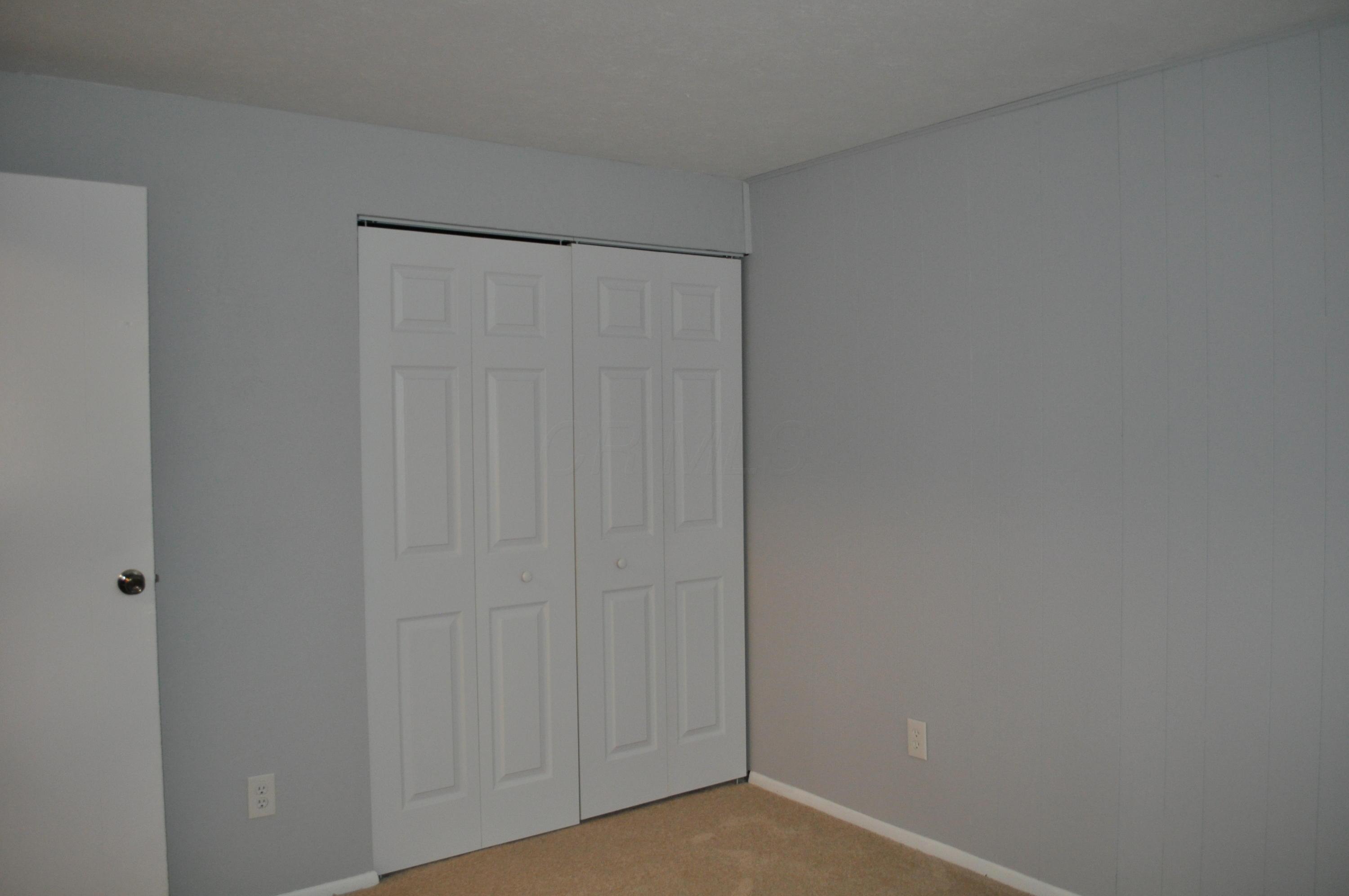 3147 Dunloe Road Columbus, OH 43232 - Photo 14 of 15 Gallery Image 14