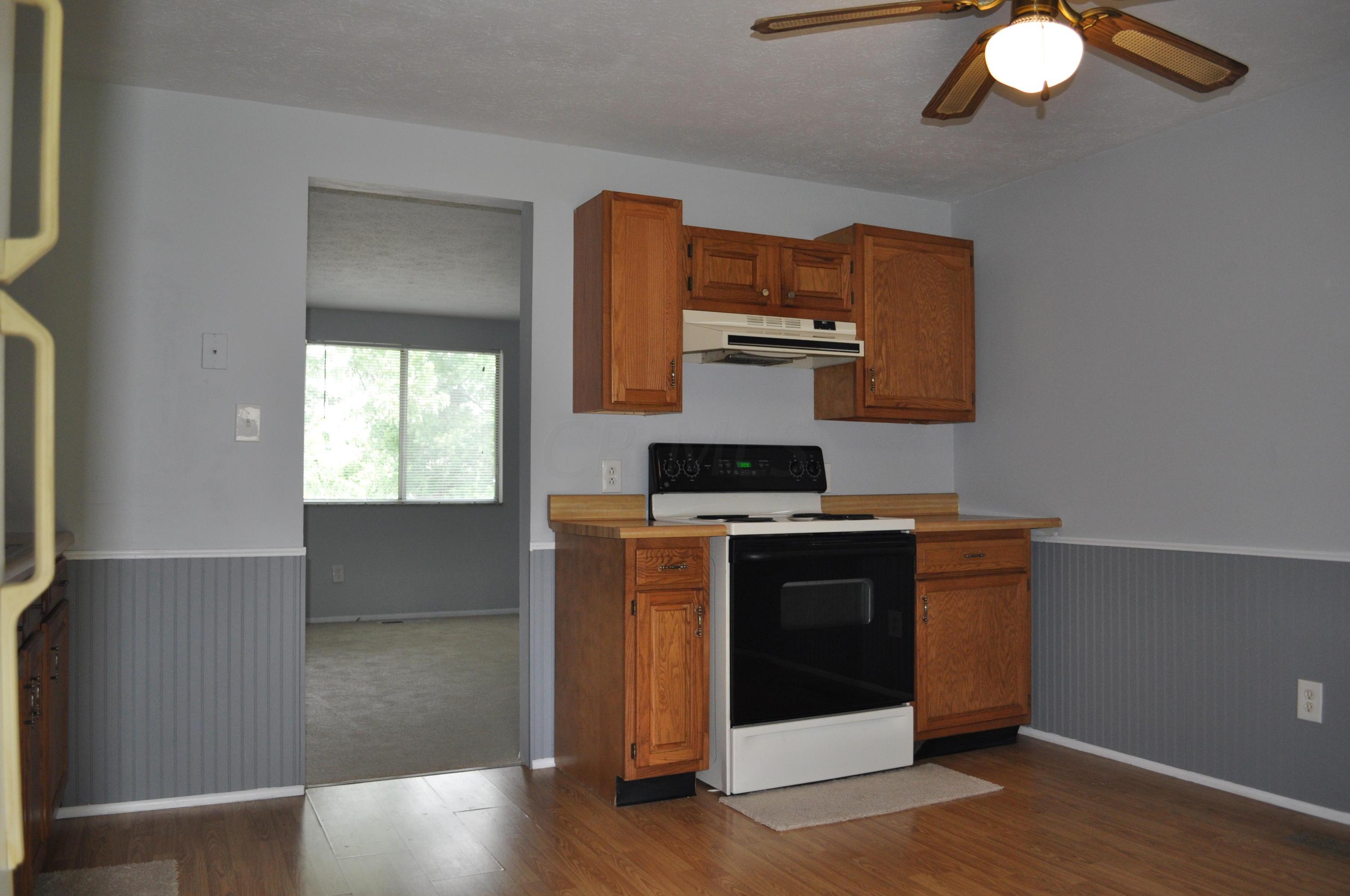 3147 Dunloe Road Columbus, OH 43232 - Photo 10 of 15 Gallery Image 10