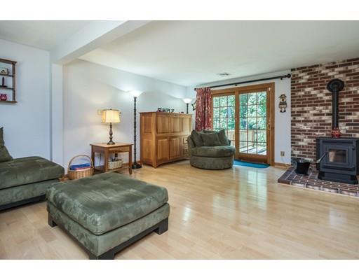 225 Fiske Hill Road Sturbridge, MA 01566 - Photo 8 of 39 Gallery Image 8