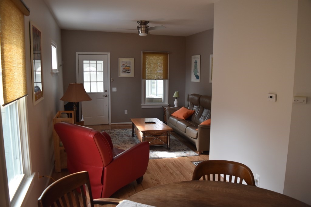 16 Whalin Street Rochester, NY 14620 - Photo 21 of 38 From dining area to front door