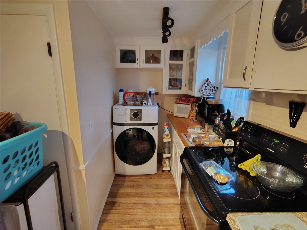 16 Whalin Street Rochester, NY 14620 - Photo 37 of 38 Looking north standing in front of kitchen window