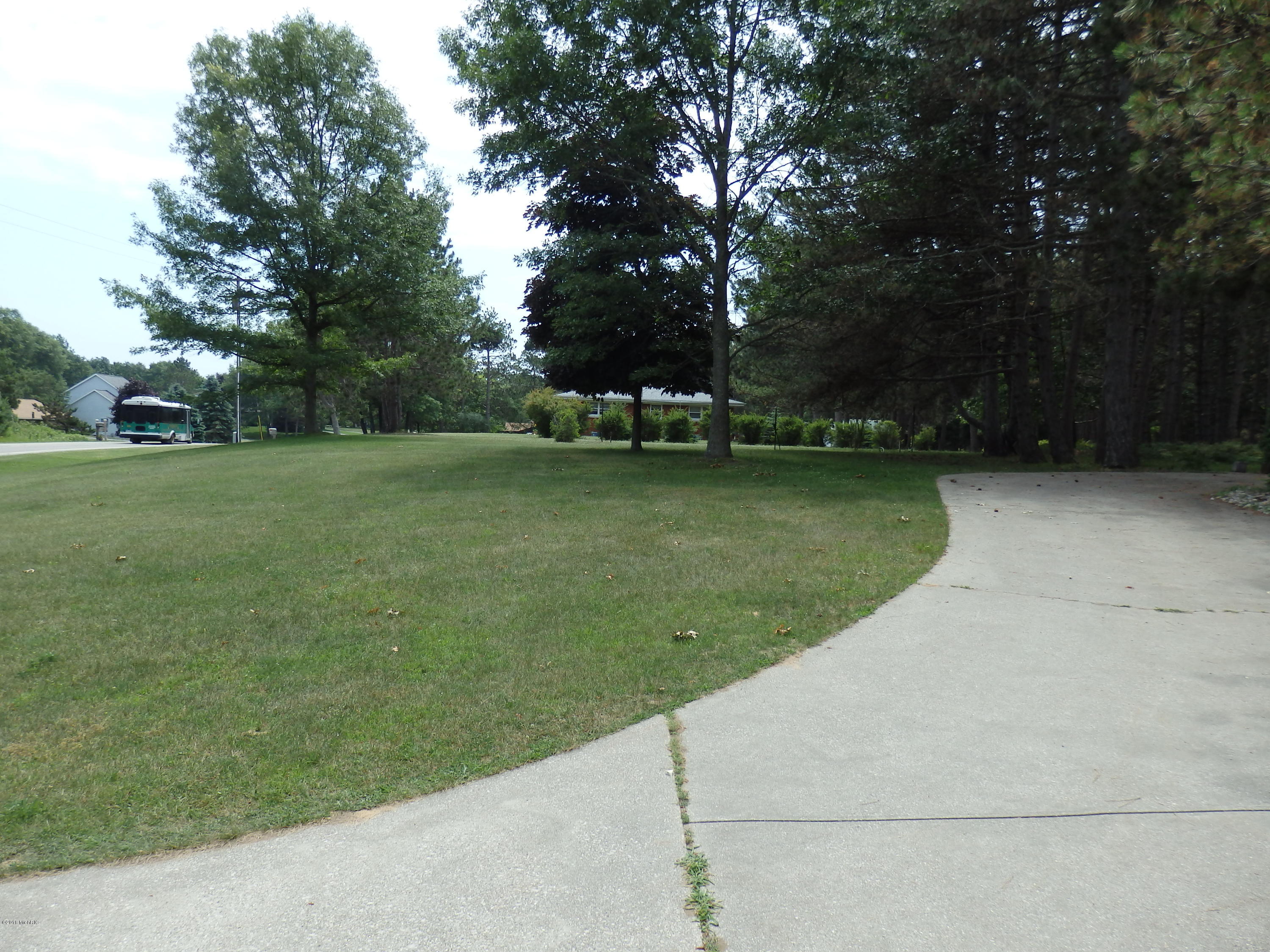 1530 Cherry Road Manistee, MI 49660 - Photo 21 of 22 P7050280