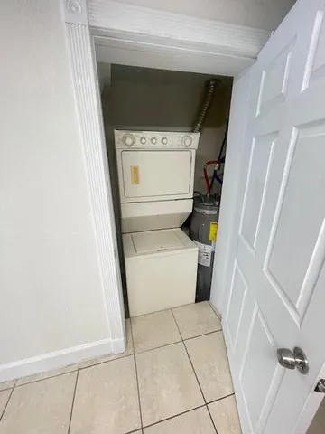 $2,700 | 109 Clifton Road, West Park, FL 33023