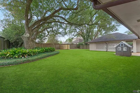 $895,000 | 7350 Woodstock Drive, Baton Rouge, LA 70809