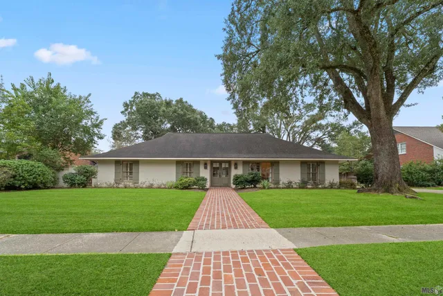$895,000 | 7350 Woodstock Drive, Baton Rouge, LA 70809