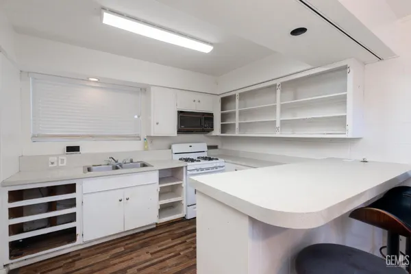 $165,000 | Undisclosed Address, Bakersfield, CA 93305