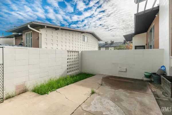 $165,000 | Undisclosed Address, Bakersfield, CA 93305