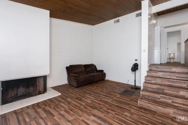 $140,000 | Undisclosed Address, Bakersfield, CA 93305