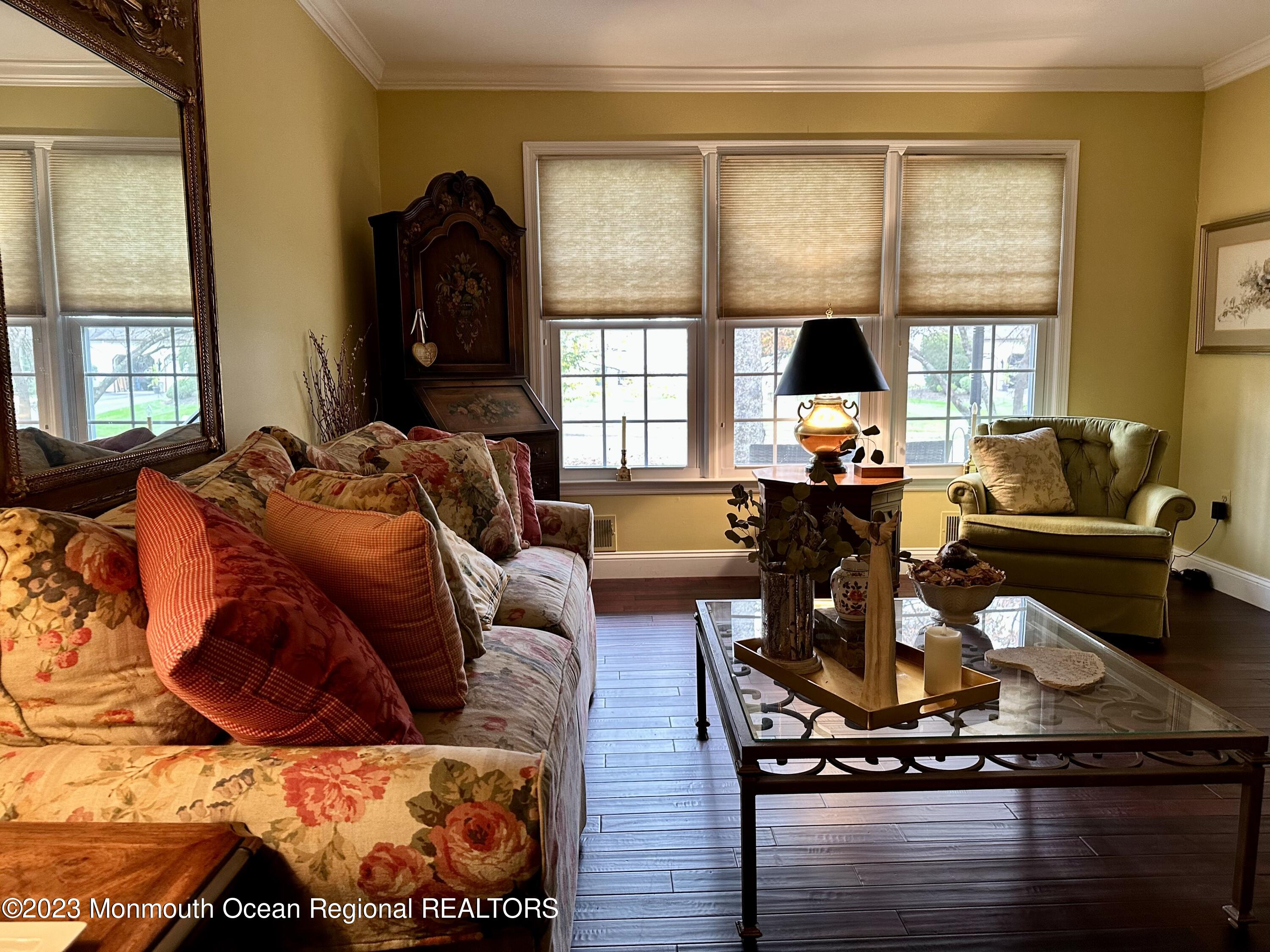 12 Spicy Pond Road Howell, NJ 07731 - Photo 5 of 19 34D529E3-3075-4127-A517-5287DA57CB32
