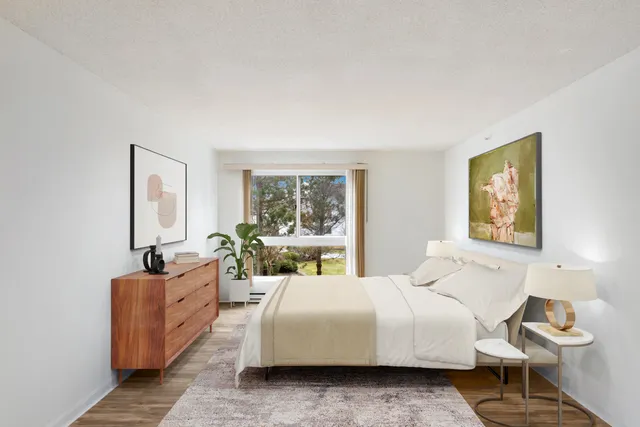 $595,000 | 215 East Grand Avenue, Unit 210, Old Orchard Beach, ME 04064