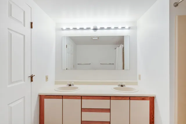 $595,000 | 215 East Grand Avenue, Unit 210, Old Orchard Beach, ME 04064