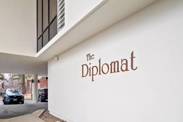 $595,000 | 215 East Grand Avenue, Unit 210, Old Orchard Beach, ME 04064