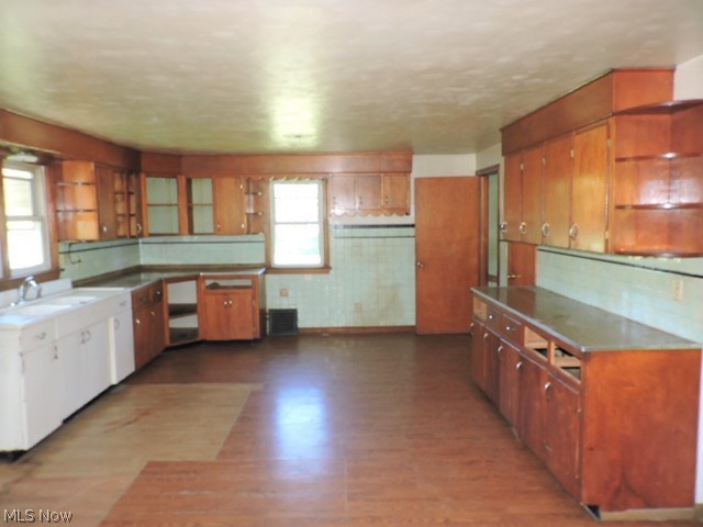 7460 Ridge Road Wadsworth, OH 44281 - Photo 9 of 27