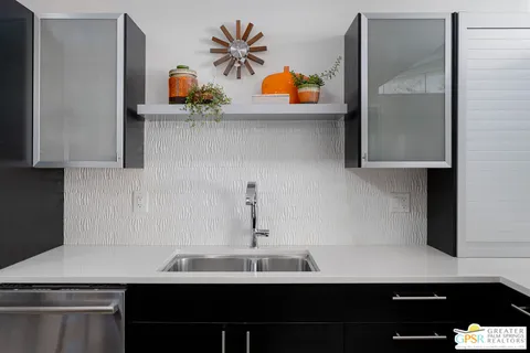 $949,000 | 280 East Avenida Granada, Palm Springs, CA 92264