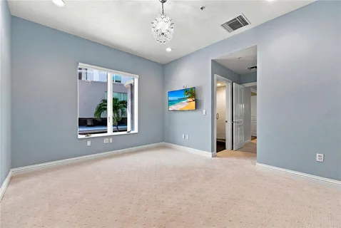 $2,800,000 | 3507 Bayshore Boulevard, Unit 102, Tampa, FL 33629