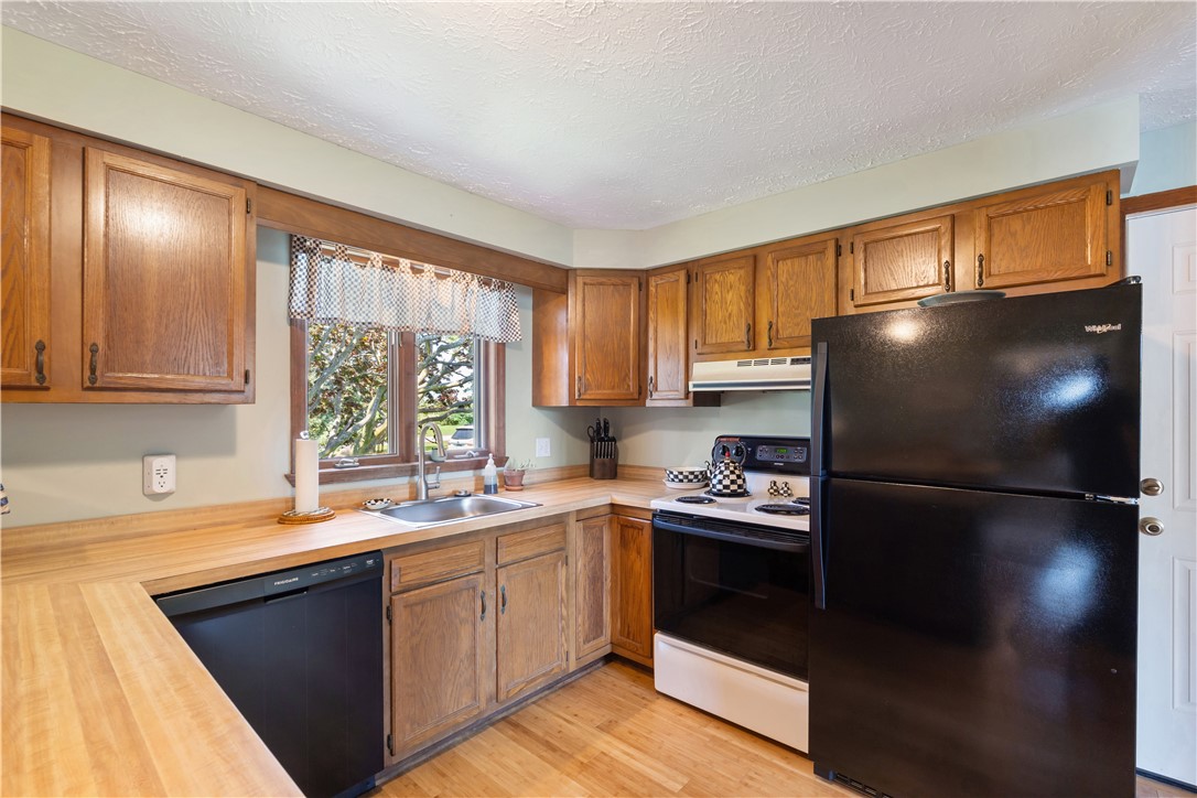 1261 Middle Road Caledonia, NY 14423 - Photo 10 of 38 Gallery Image 10