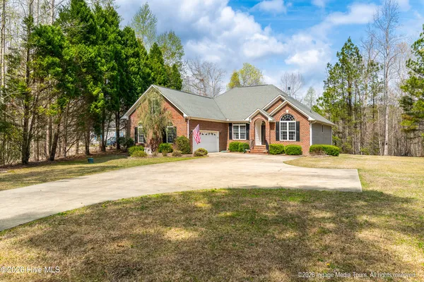 $575,000 | 109 Deep Creek Road, Chocowinity, NC 27817