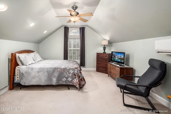 $575,000 | 109 Deep Creek Road, Chocowinity, NC 27817