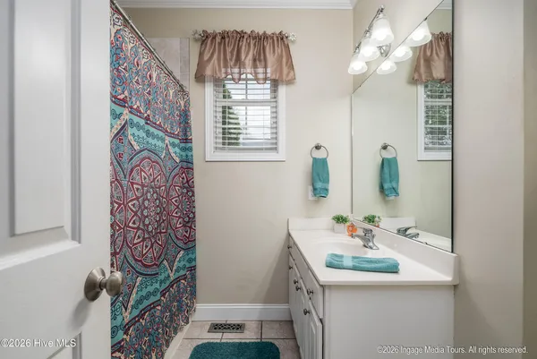 $575,000 | 109 Deep Creek Road, Chocowinity, NC 27817