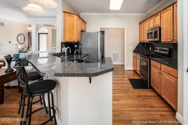 $575,000 | 109 Deep Creek Road, Chocowinity, NC 27817