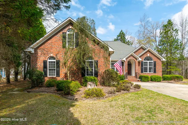 $575,000 | 109 Deep Creek Road, Chocowinity, NC 27817