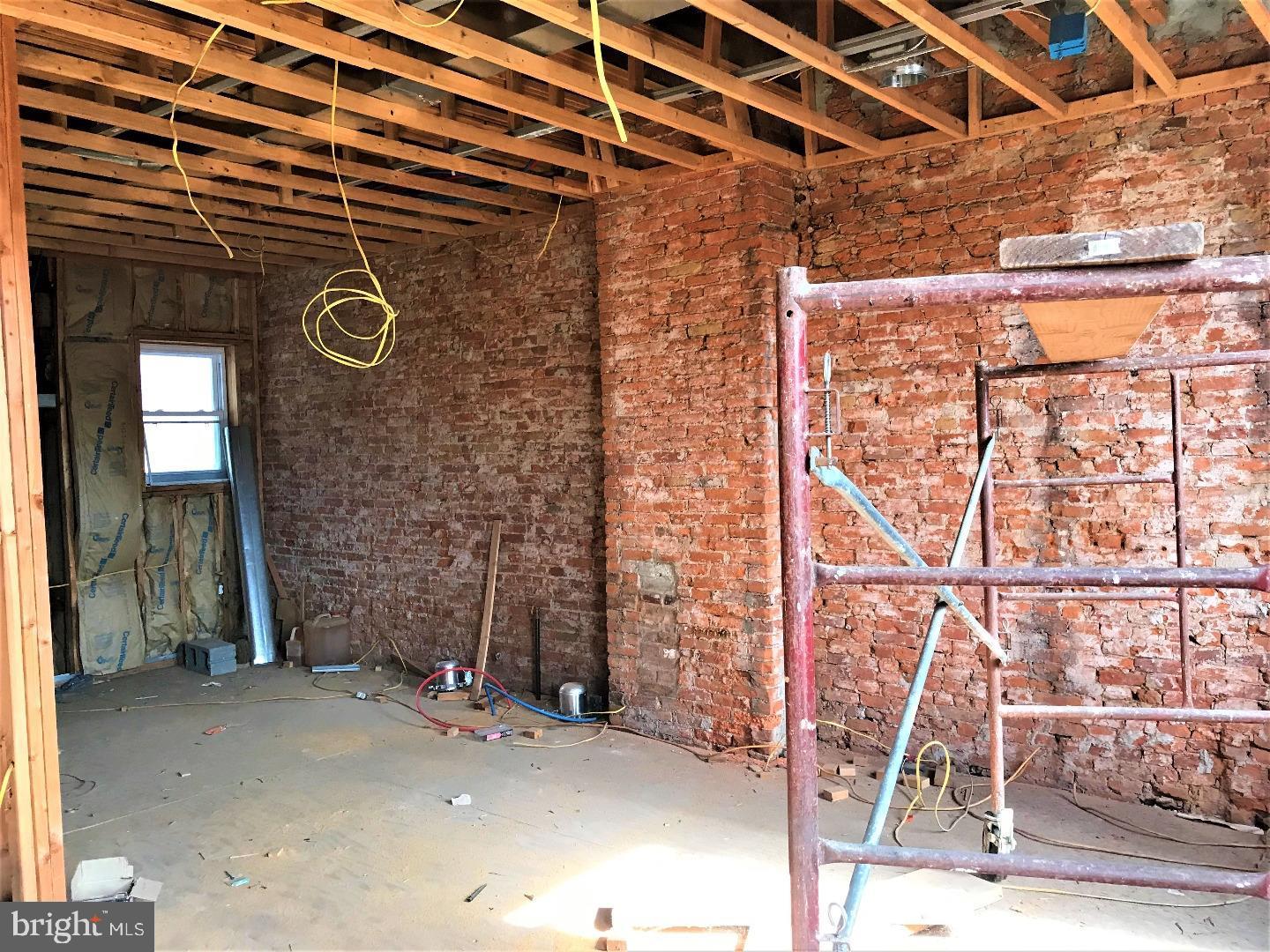 1307 North 15th Street Philadelphia, PA 19121 - Photo 1 of 10