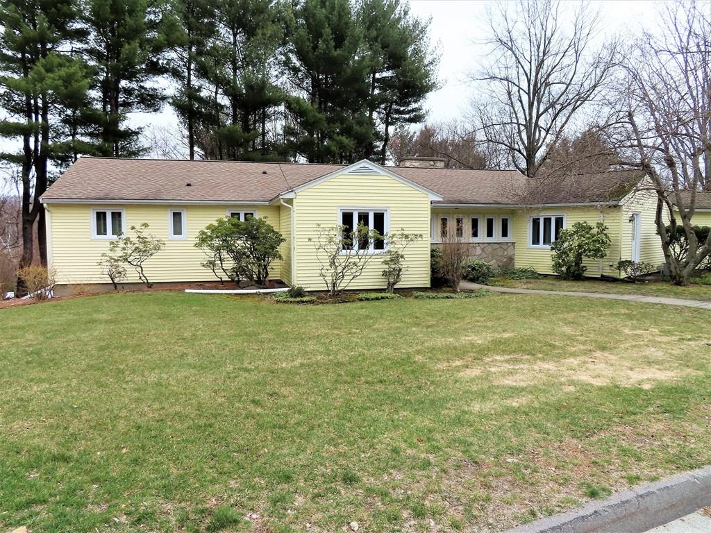 16 Oak Hill Road Worcester, MA 01609 - Photo 1 of 40 Gallery Image 1