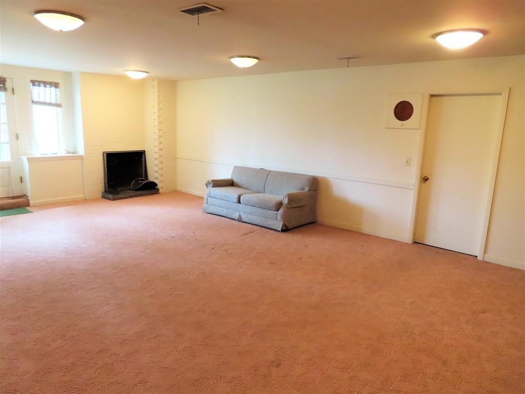 16 Oak Hill Road Worcester, MA 01609 - Photo 33 of 40 Gallery Image 33