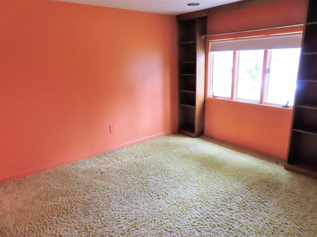 16 Oak Hill Road Worcester, MA 01609 - Photo 36 of 40 Gallery Image 36