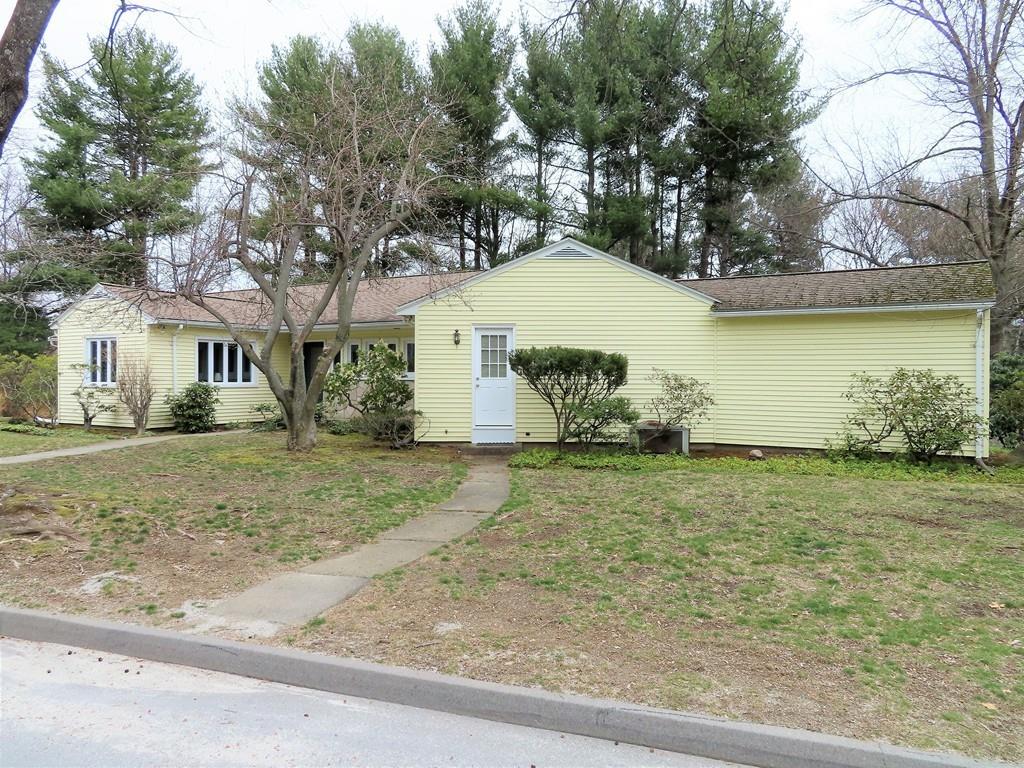 16 Oak Hill Road Worcester, MA 01609 - Photo 7 of 40 Gallery Image 7