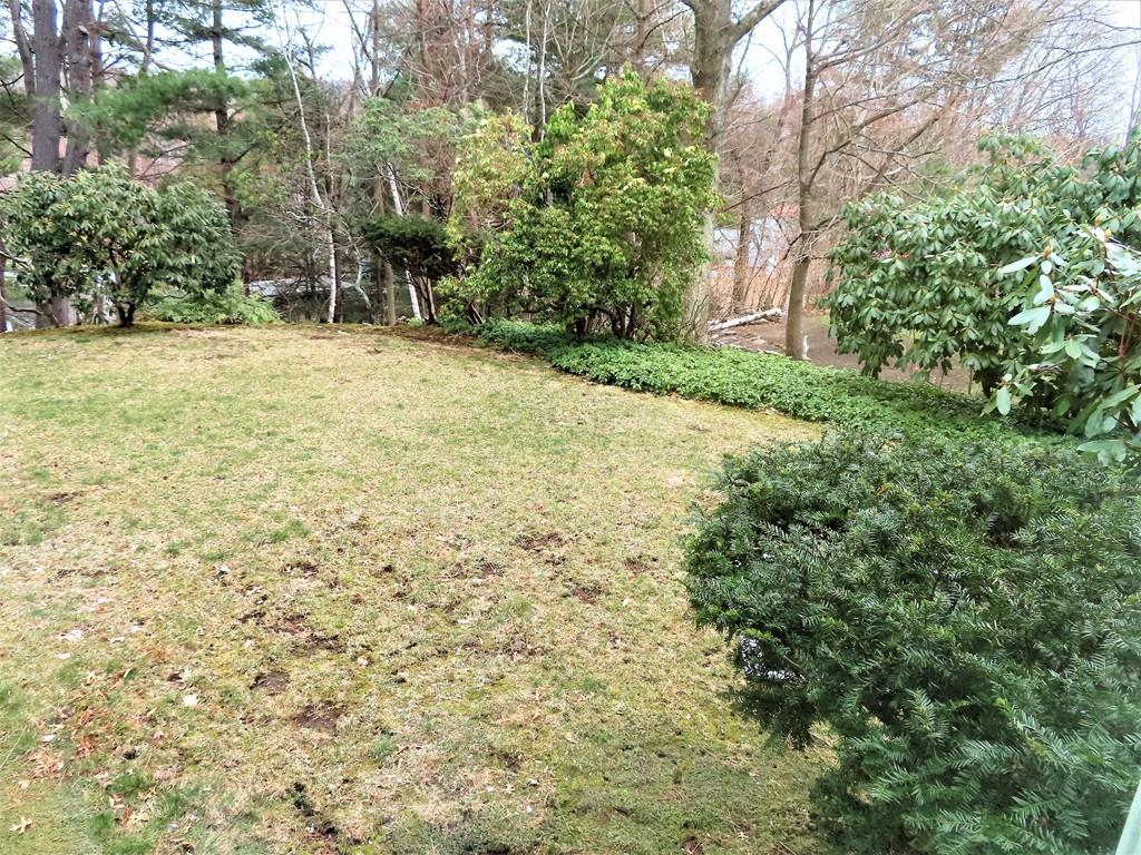 16 Oak Hill Road Worcester, MA 01609 - Photo 8 of 40 Gallery Image 8