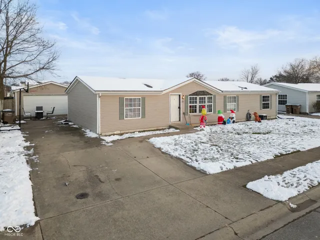 $179,900 | 4687 Breckenridge Drive, Columbus, IN 47203