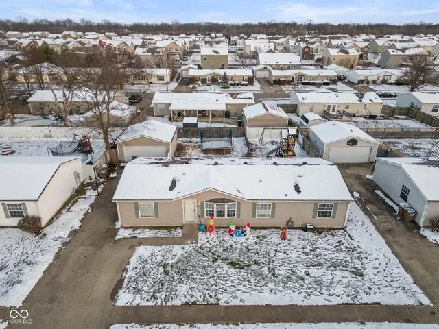 $179,900 | 4687 Breckenridge Drive, Columbus, IN 47203