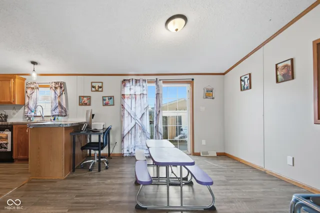 $179,900 | 4687 Breckenridge Drive, Columbus, IN 47203