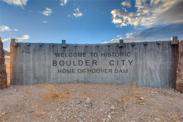 $450,000 | 105 Red Rock Road, Boulder City, NV 89005