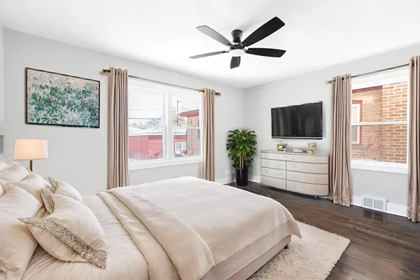 $369,000 | 9633 South Yale Avenue, Chicago, IL 60628