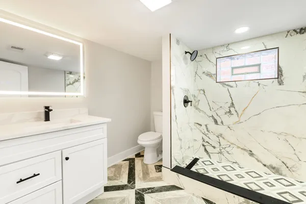 $369,000 | 9633 South Yale Avenue, Chicago, IL 60628
