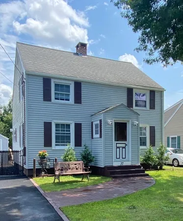 $341,000 | 37 Chesterfield Avenue, Springfield, MA 01118