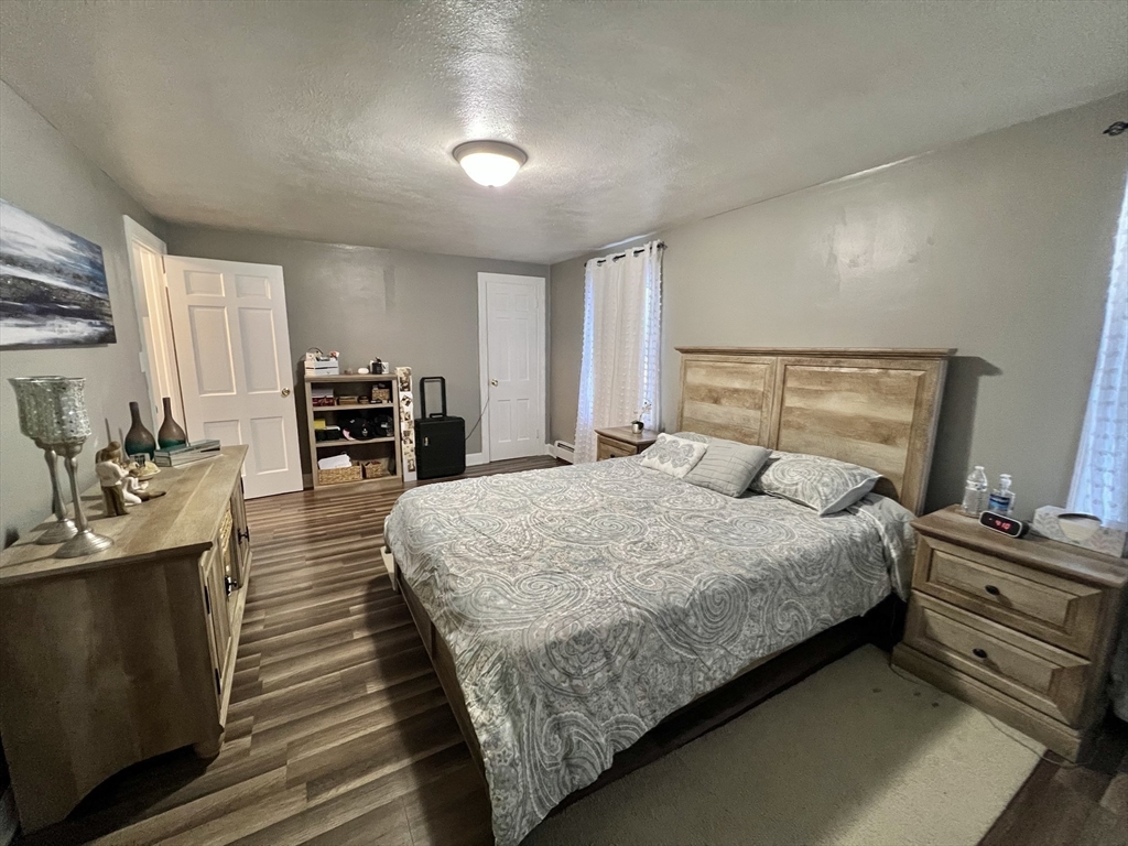 37 Chesterfield Avenue Springfield, MA 01118 - Photo 13 of 36