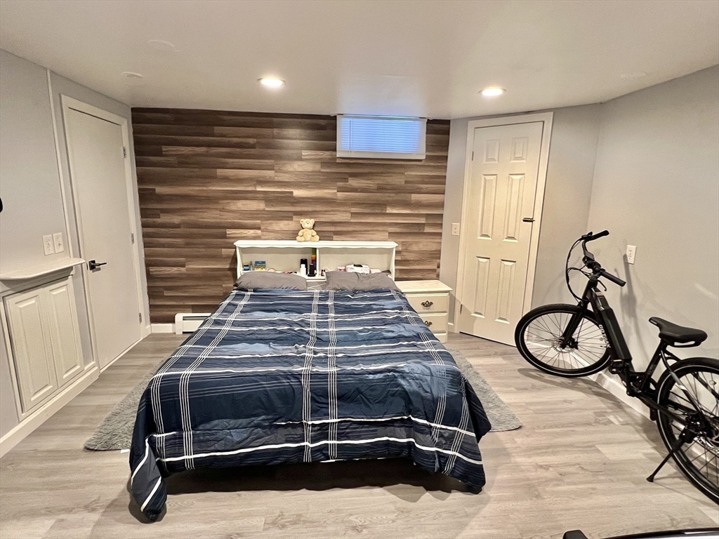 37 Chesterfield Avenue Springfield, MA 01118 - Photo 20 of 36